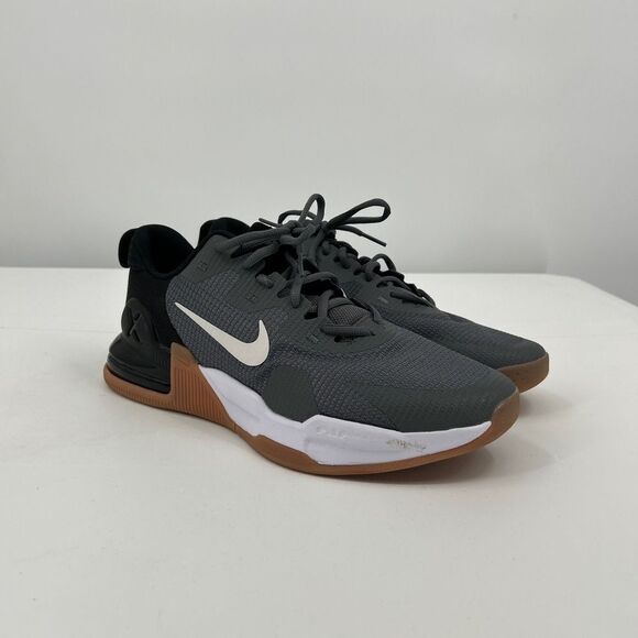 NWT Nike DM0829-008 Black White Swoosh Gum Sole Sneakers US 10 - Picture 3 of 7